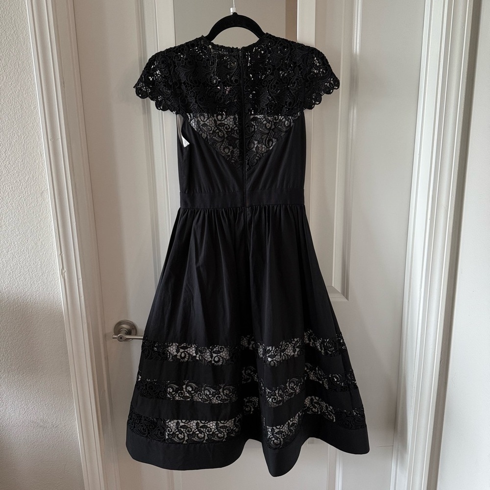 Alice + Olivia Mallie Lace Dress Size 2 - Picture 8 of 9